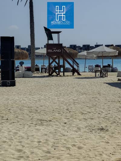 امتلك في لسان الوزراء مارينا 5 الساحل الشمالي شاليه سي فيو للبيع استلام سنتين The Island Marina 5 North Coast