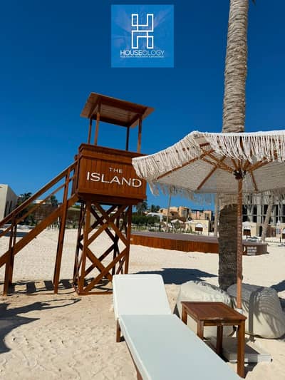 شاليه برايم لوكيشن سي فيو للبيع في مارينا 5 لسان الوزراء قرية ذا آيلاند استلام سنتين The Island Marina 5 North Coast