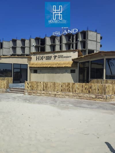 Chalet for sale in the heart of the sea, for sale in Marina 5, Ministers' Tongue, in The Island Village - The Island Marina 5 North Coast