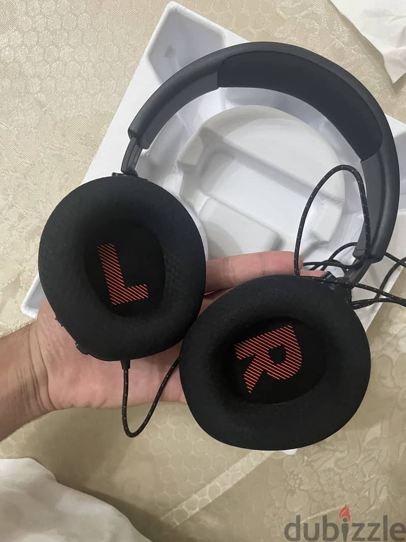 JBL headphone 1