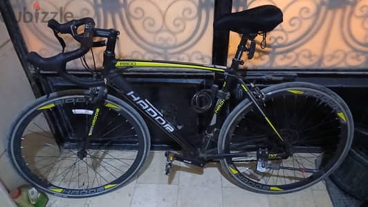 دراجة رود هادور r800