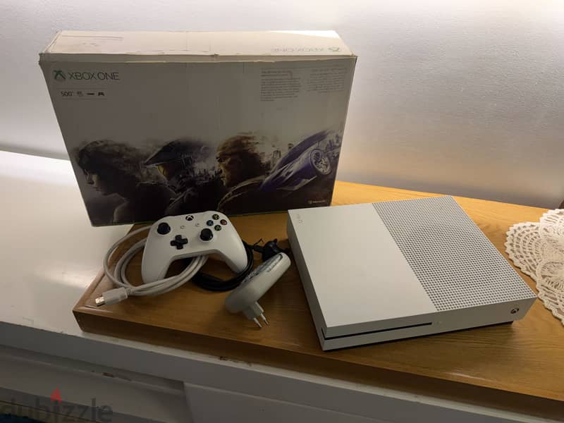 Xbox One S 500G 1
