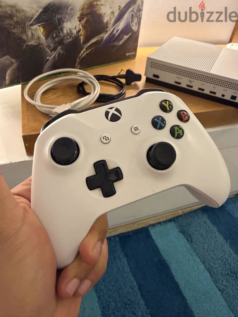 Xbox One S 500G 7