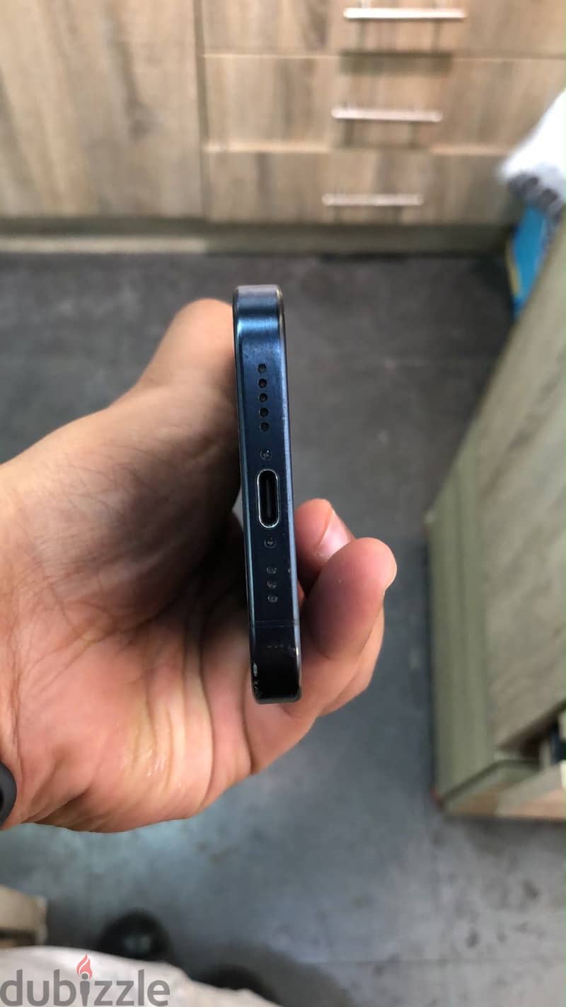 Apple - iPhone 15 Pro 3
