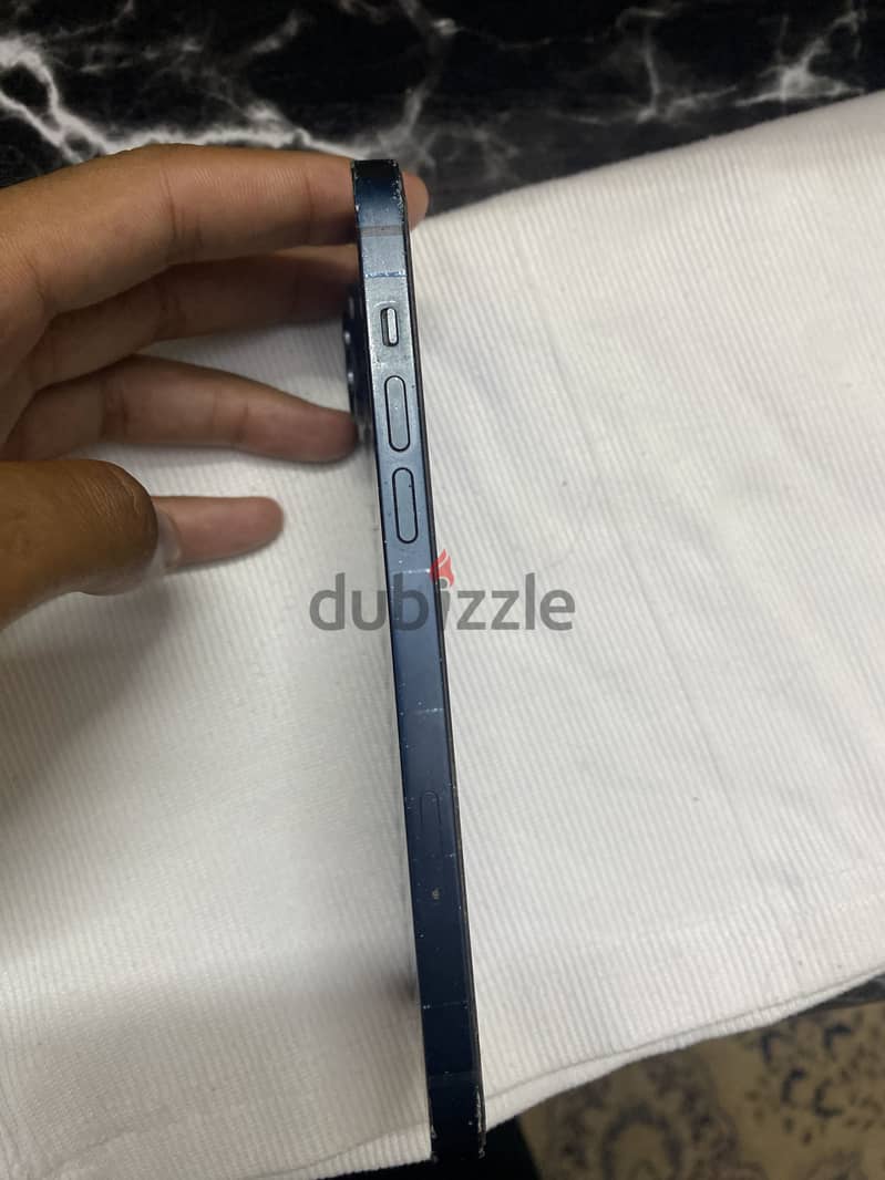 Apple - iPhone 14 plus - blue 4