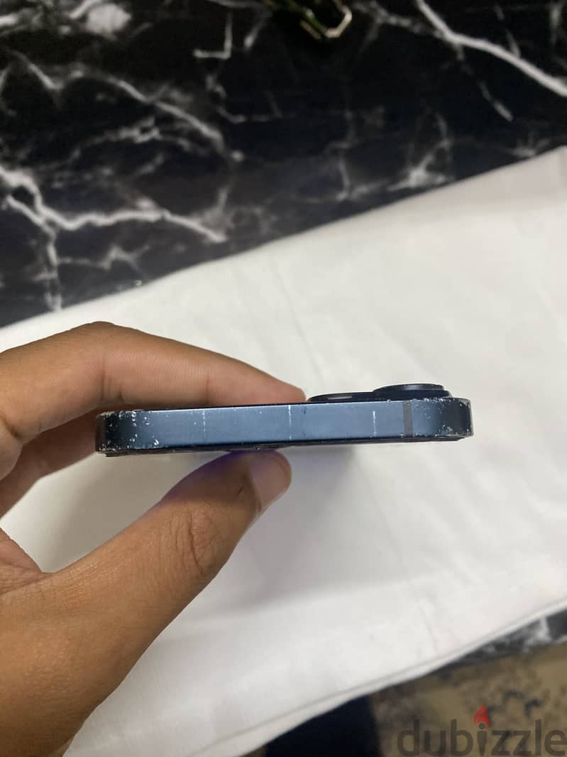 Apple - iPhone 14 plus - blue 6