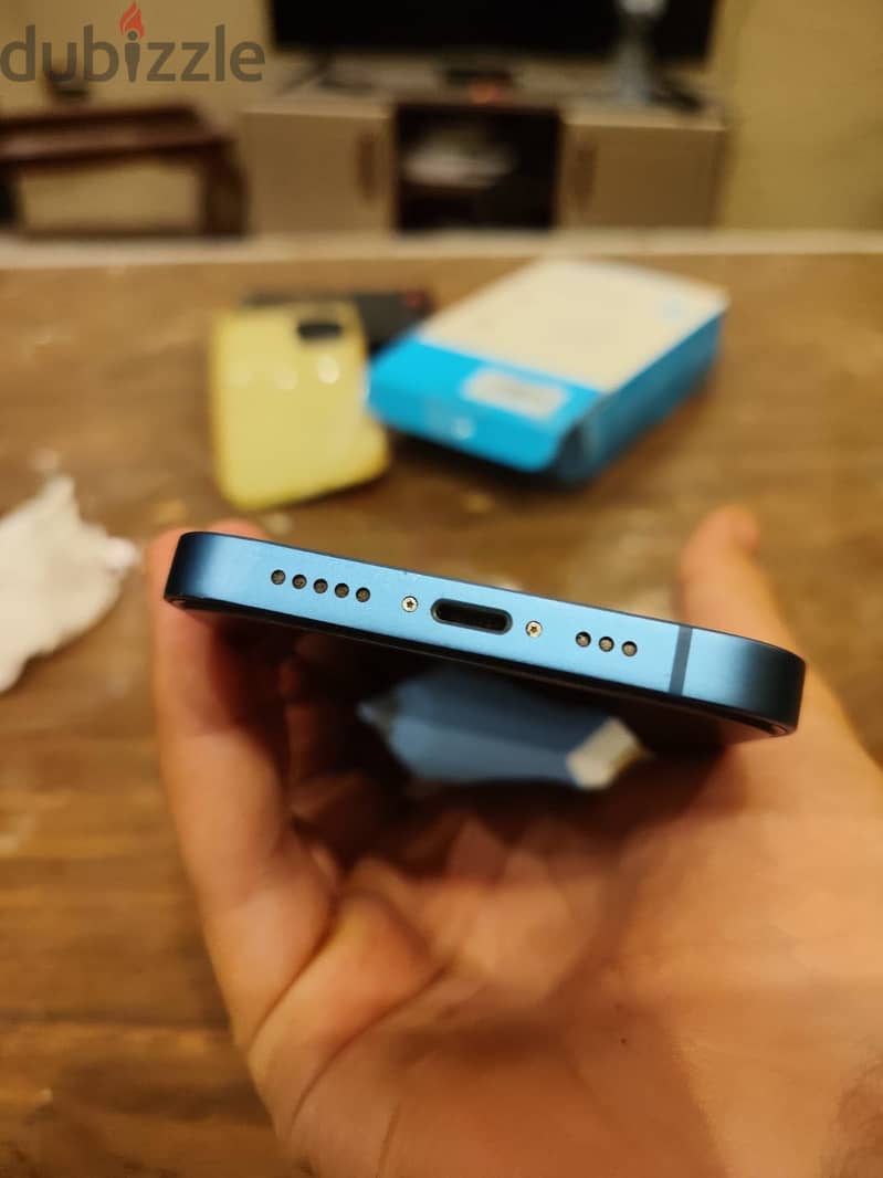 Apple - iPhone 13 5