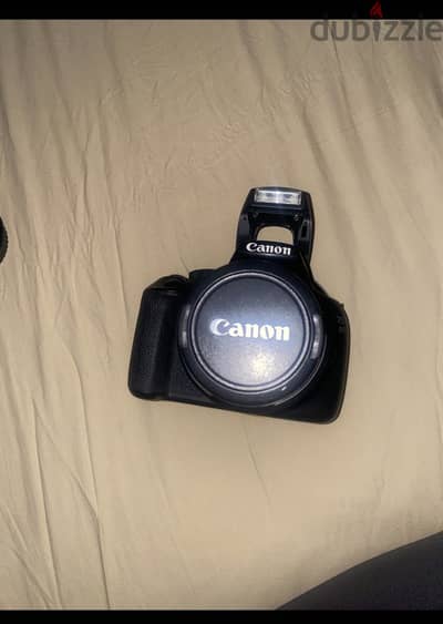 Camera canon 1200D