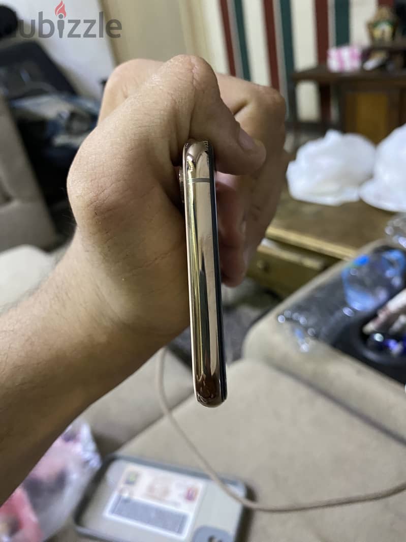 Apple - iPhone XS 4