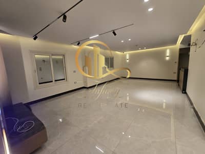 Duplex villa for rent with air conditioning, first occupancy, ultra super lux, Zahraa El Maadi