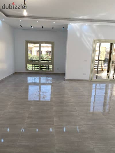 Apartment for rent in First Settlement, Villas South of the Academy