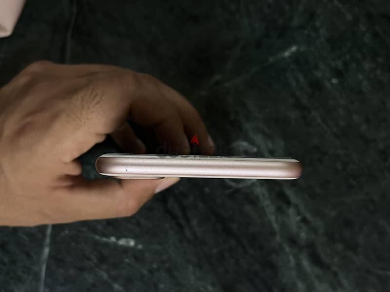 Apple - iPhone 8 Plus 2