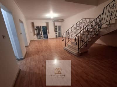 Available for rent in Al Rehab at below-market rates: a Model A villa featuring custom finishes, air conditioning, and a fitted kitchen. It comprises