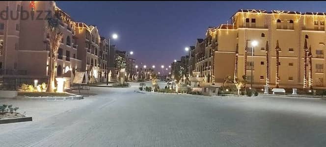 شقة في ارقي كمباوند بالشروق