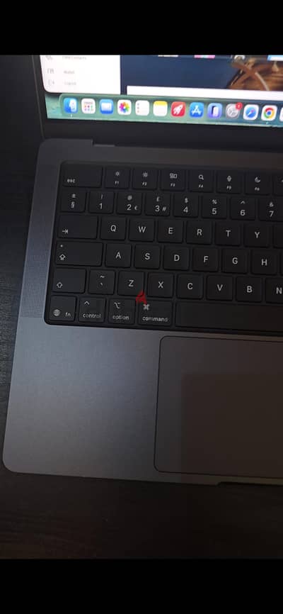 macbook pro m5 16 Ram 1 Tera (MDM)