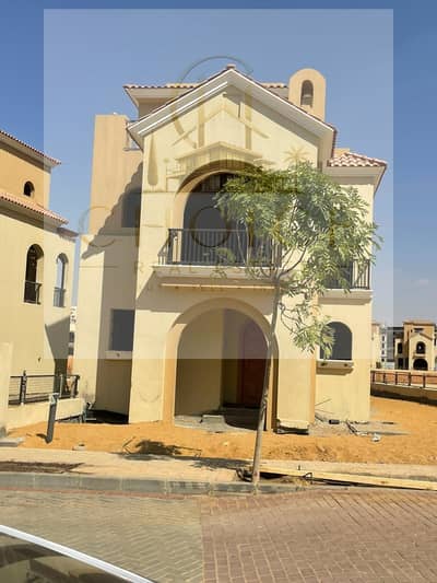 Prime location villa at a bargain price, resale from the owner at a price lower than the developer's, with down payment and installments, in Saray Sur Prime location villa at a bargain price, resale from the owner at a price lower than the developer's, with down payment and installments, in Saray Sur