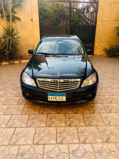 Mercedes-Benz C180 2010