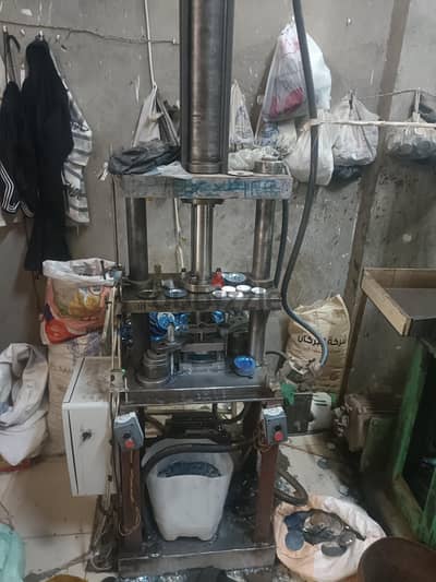 مكابس هيدرولك للبيع