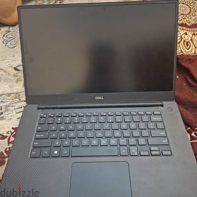 Dell xps 15 7590