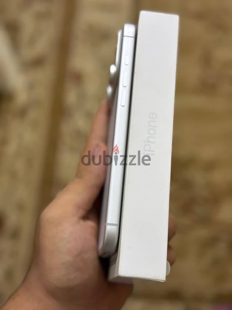 Apple - iPhone 17 Pro Max 4
