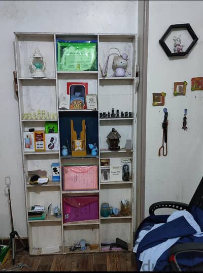 مكتبة ديكور (رفوف)