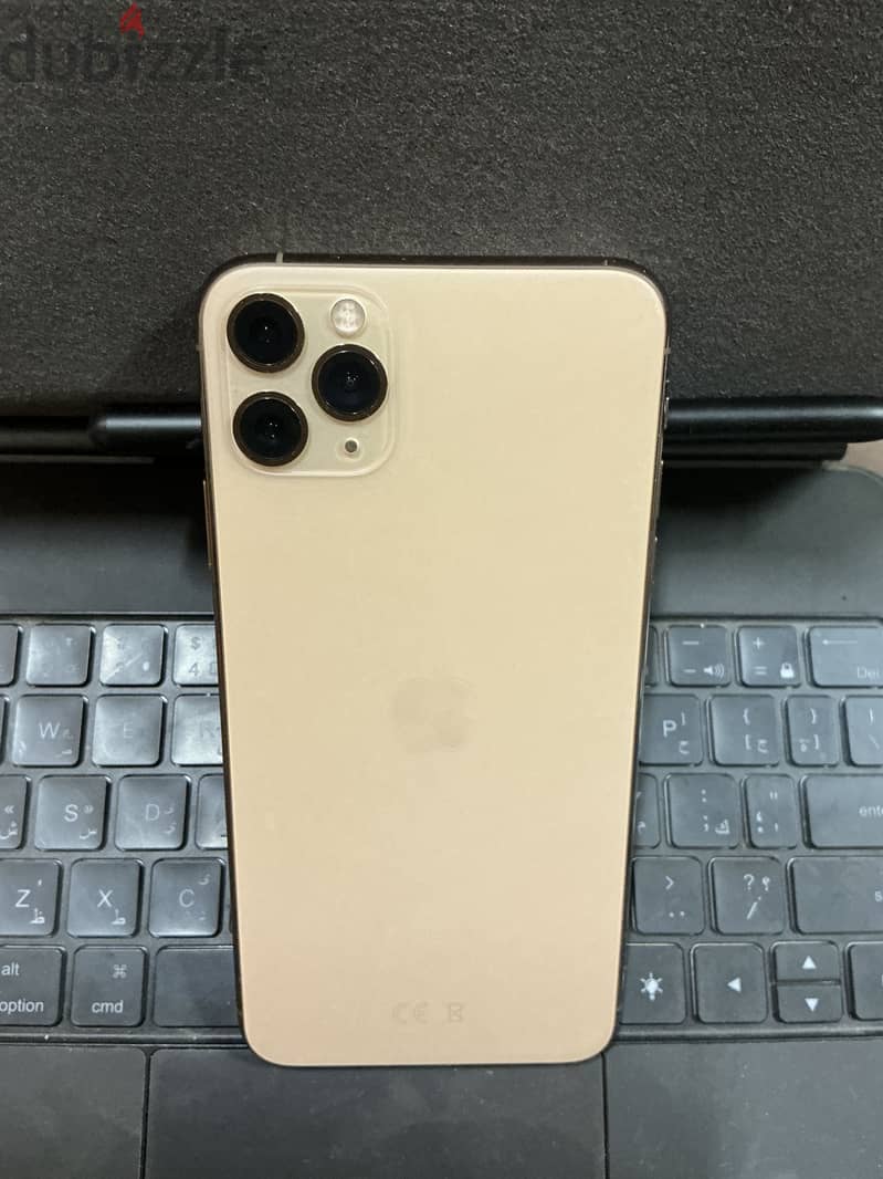Apple - iPhone 11 Pro Max 4