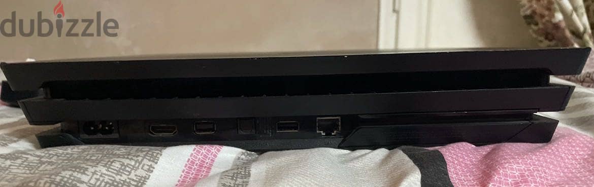 Ps4 pro 1TB 12,600 6