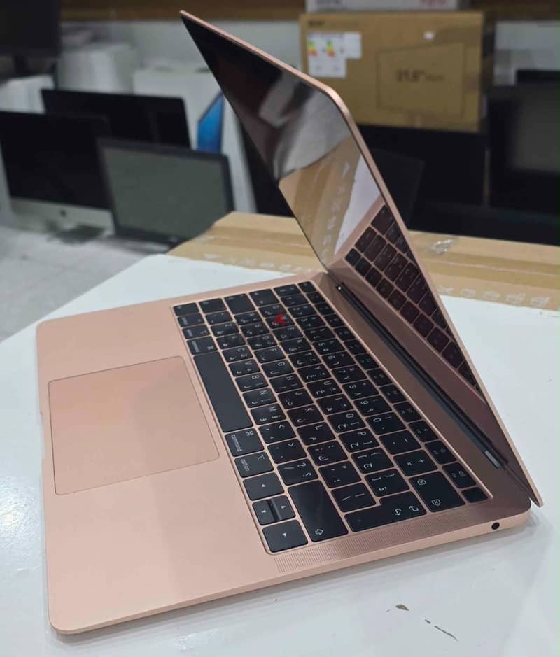 MacBook Air A1932 2019 1
