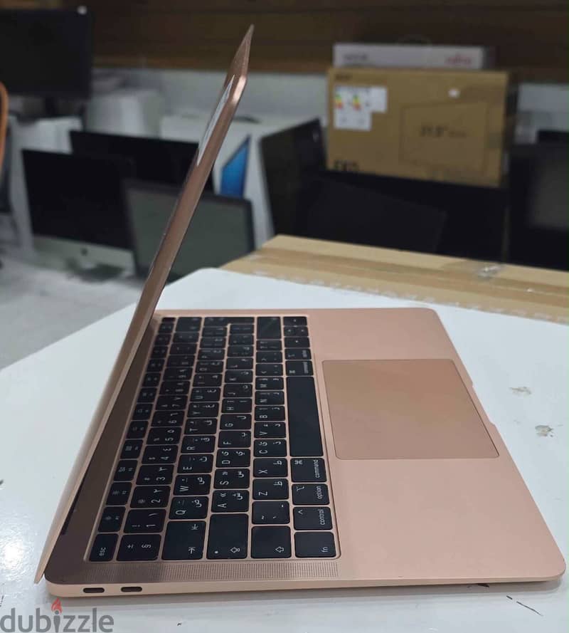 MacBook Air A1932 2019 3