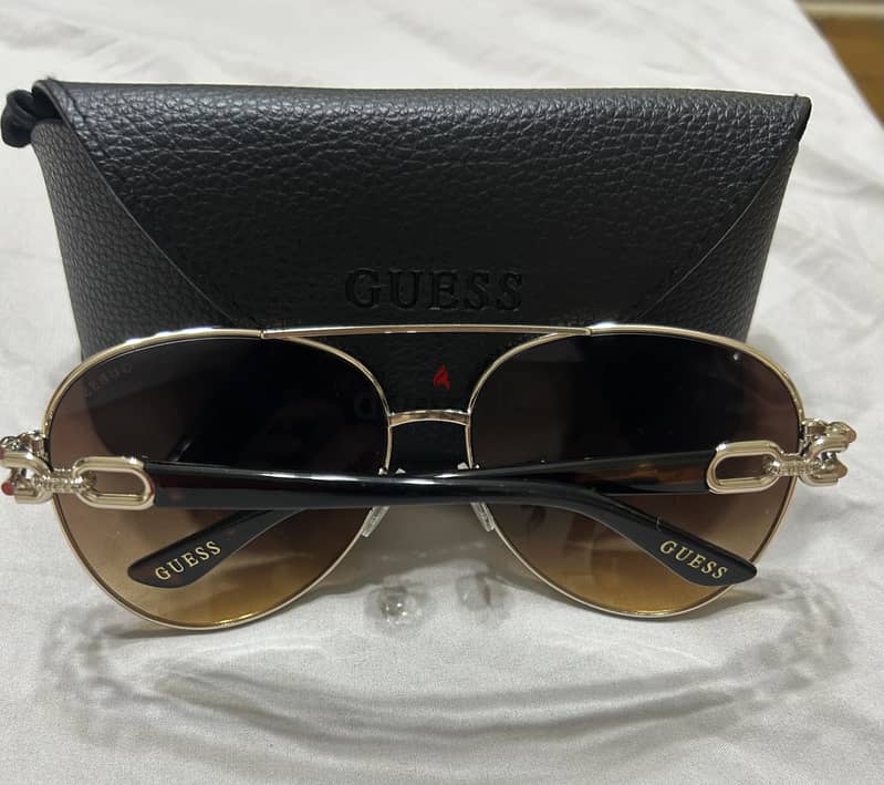 Guess sunglasses 2