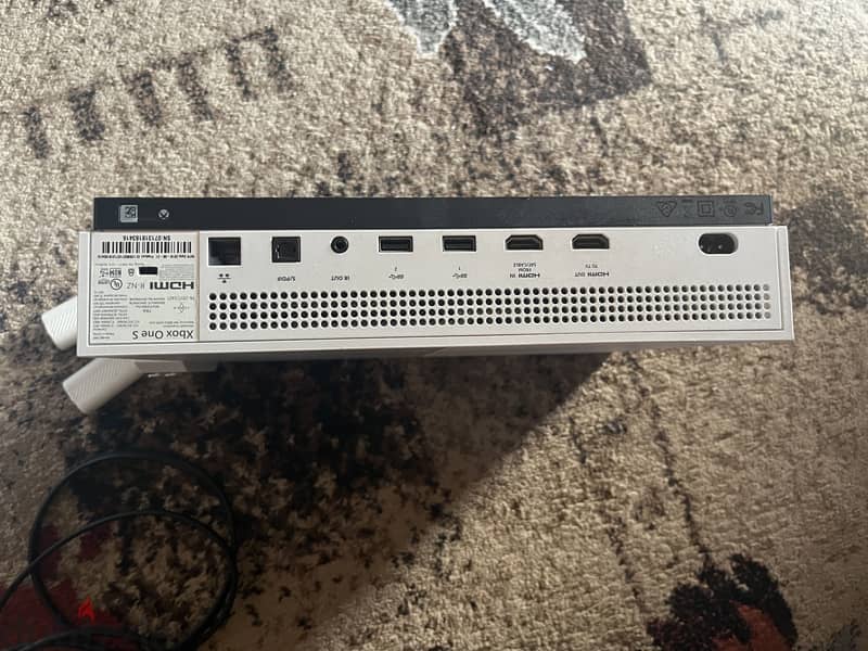 Xbox one s 3