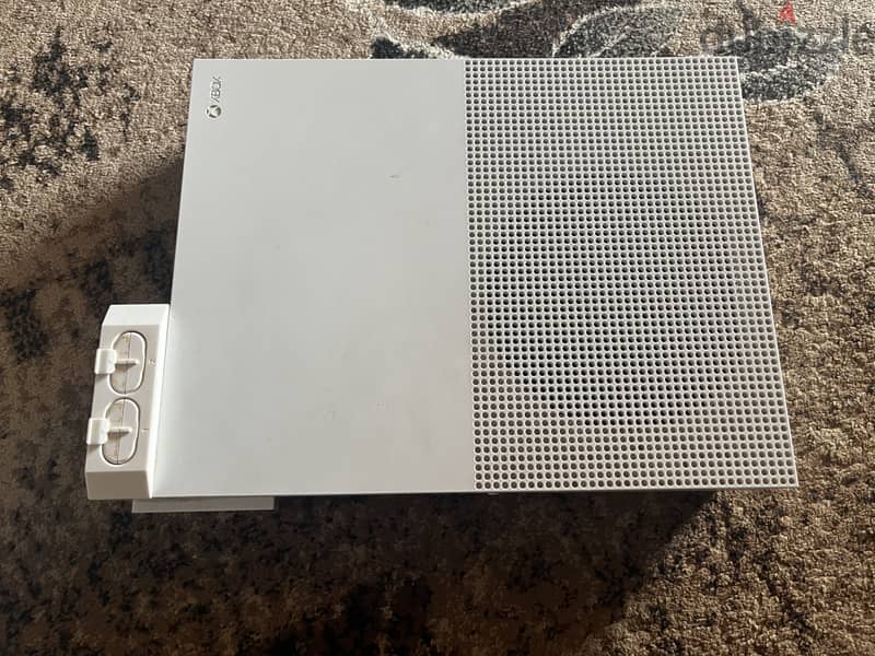 Xbox one s 6