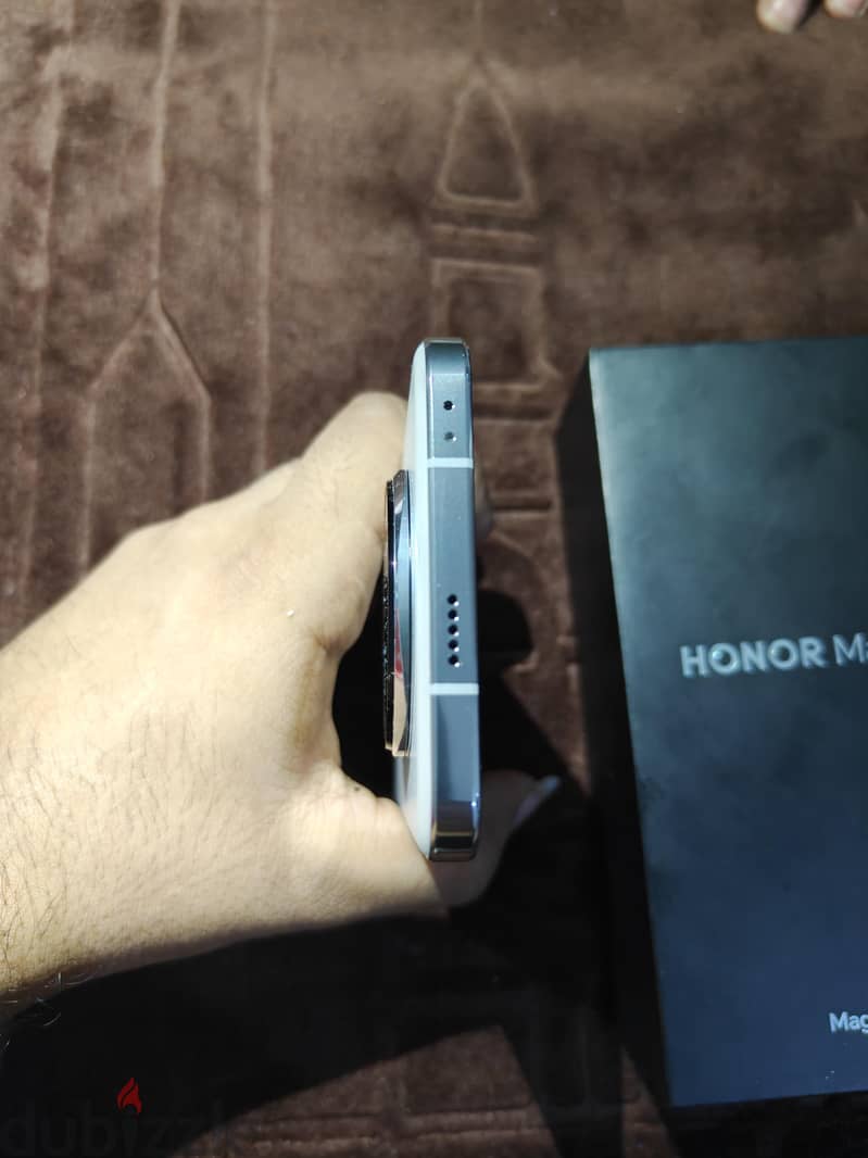 Honor Magic 7 1