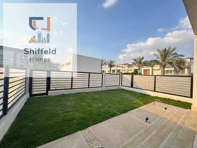Town House== Corner. . ( 2 floors ) Maisonet Type >> at hydepark newcairo Beside Mivida and Auc for rent