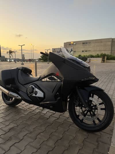 Honda nm4 750 cc liemted edition