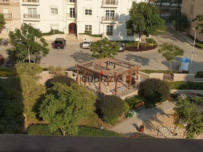 lly Furnished Studio for Rent | Hyde Park – New Cairo  87 m² | 4th Floor  1 Bedroom | 2 Bathrooms  American Kitchen