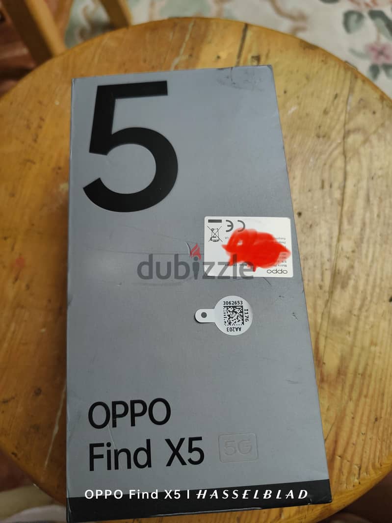 OPPO Find X5 4