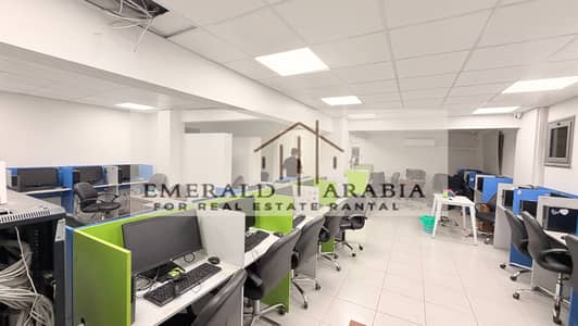 مبني اداري للإيجار 2000 متر يصلح لكبري الشركات و المؤسسات مجهز بالكامل