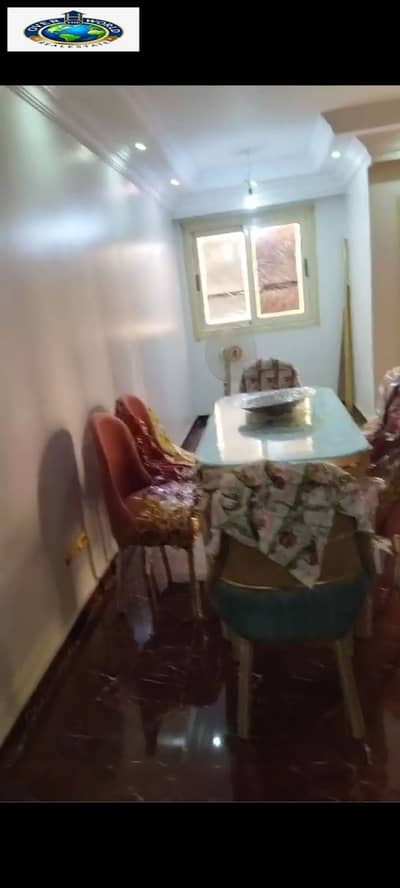 شقة مفروشة للإيجار زهراء المعادي عند شارع الخمسين والهاف فيفتى وسترب مول تتكون من ثلاث غرف نوم و ريسبشن 2 حمام ومطبخ مكيفه واي فاي غاز طبيعي دور عاشر اسانسير موقع متميز بجوار كل الخدمات