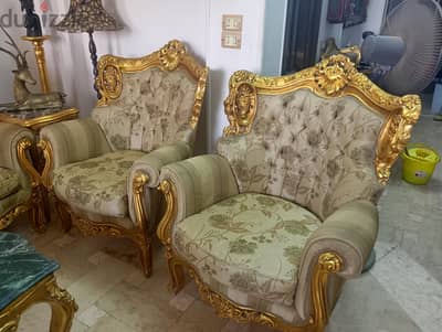 صالون. . . 2 كرسى صالون بحالة ممتازة