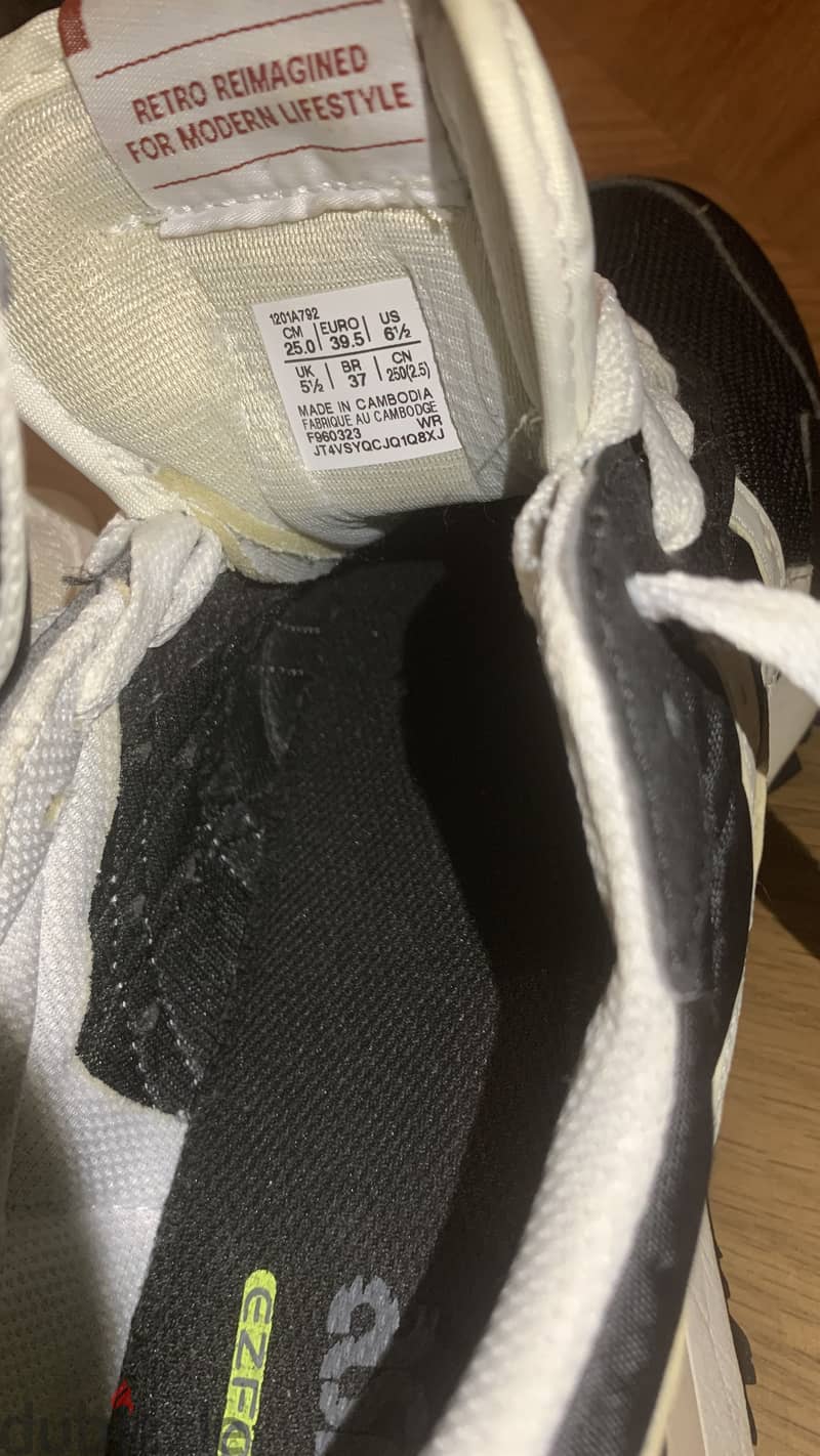 asics TIGER RUNNER II Shoes - black 2
