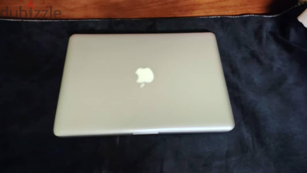 MacBook Pro i7 10