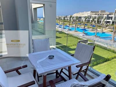Chalet 3 rooms for sale at cash price with a direct view of the lagoon, fully finished in La Vista Ras Al Hikma.