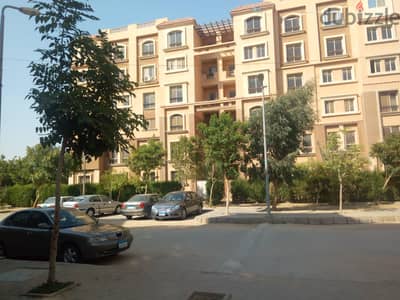 شقة مفروشه للايجار بكومبوند الحي الإيطالي بمدينة بدر