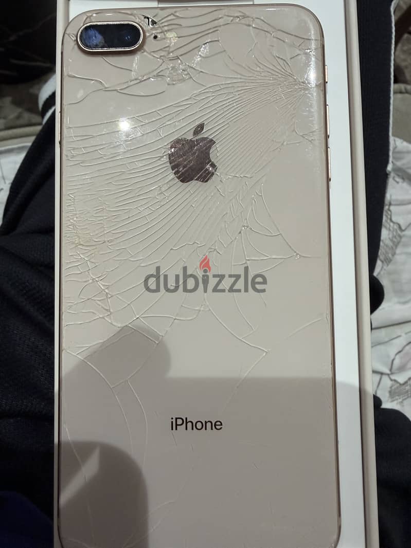 Apple - iPhone 8 Plus 2