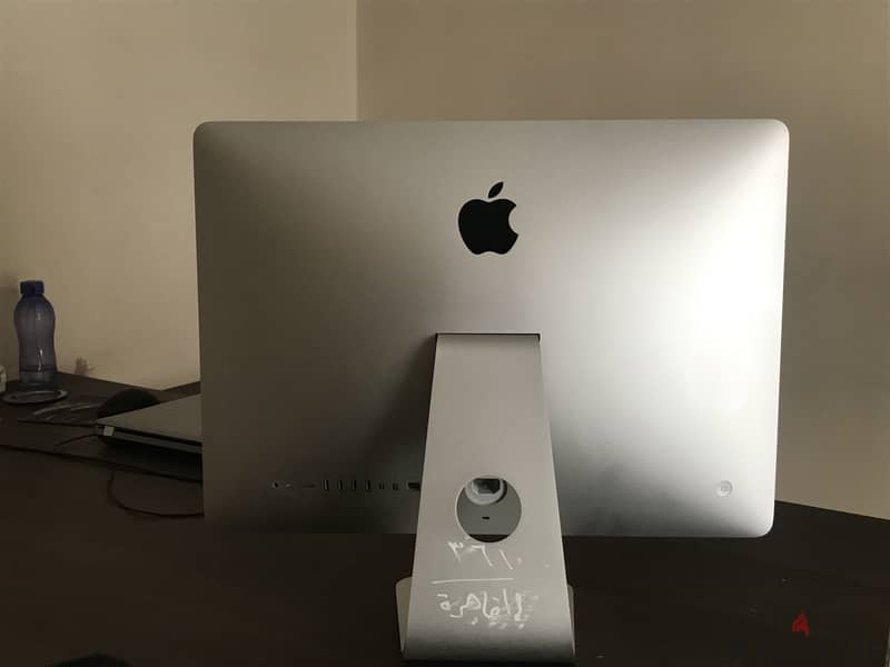 iMac 21.5-inch 2013 1