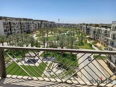 بنتهاوس بحري على لاند سكيب فيو جاهز للاستلام للبيع في إيستاون سوديك التجمع الخامس Eastown Sodic New Cairo
