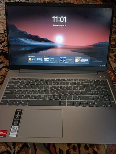 Lenovo IdeaPad Slim 3 15AMN8