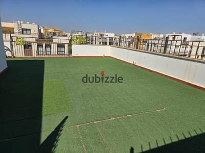 للايجار ستوديو في كمبوند كورتيارد سوديك ٣٢ متر بتراث ١٢٠ متر مطبخ وتكييف وأجهزة فقط مدينة الشيخ زايد
