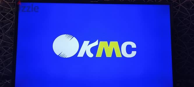 شاشه ٣٢ بوصة ماركه kmc  سعودي نضيفه جدا
